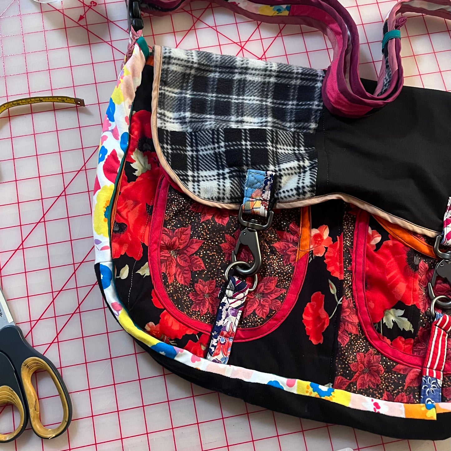 Duality Messanger Bag