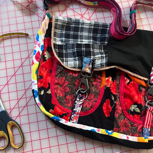 Duality Messanger Bag